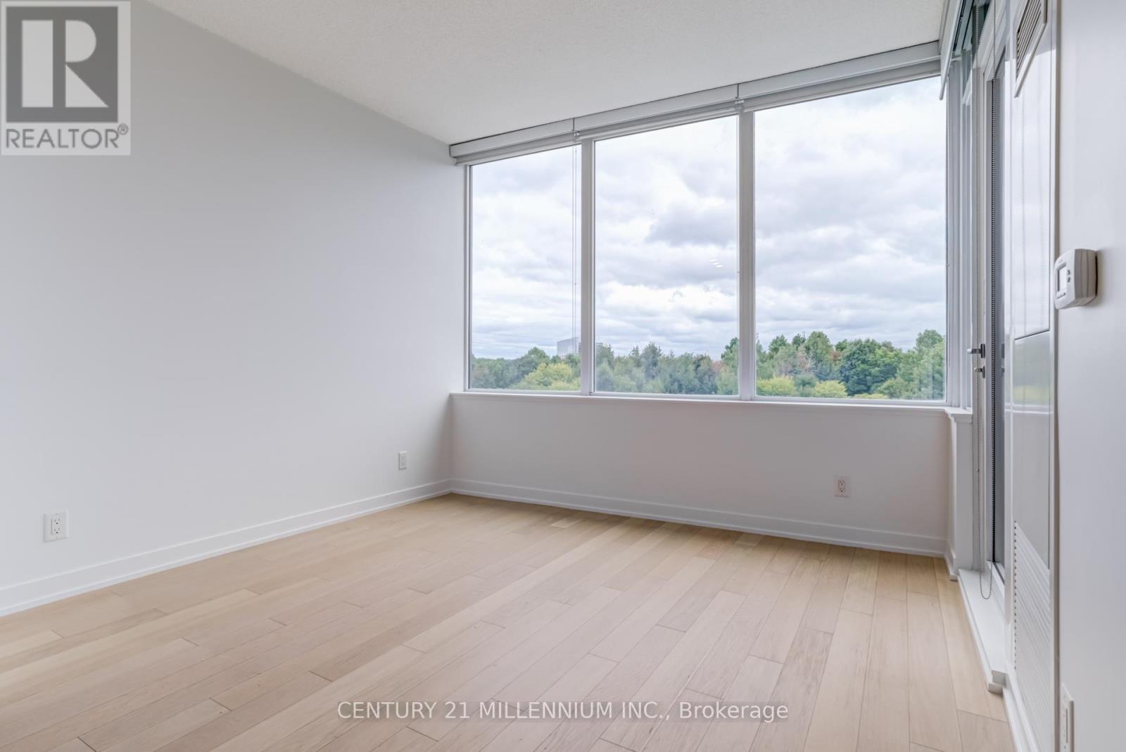 Photo 7 of N 417 120 Bayview Avenue, Toronto ON