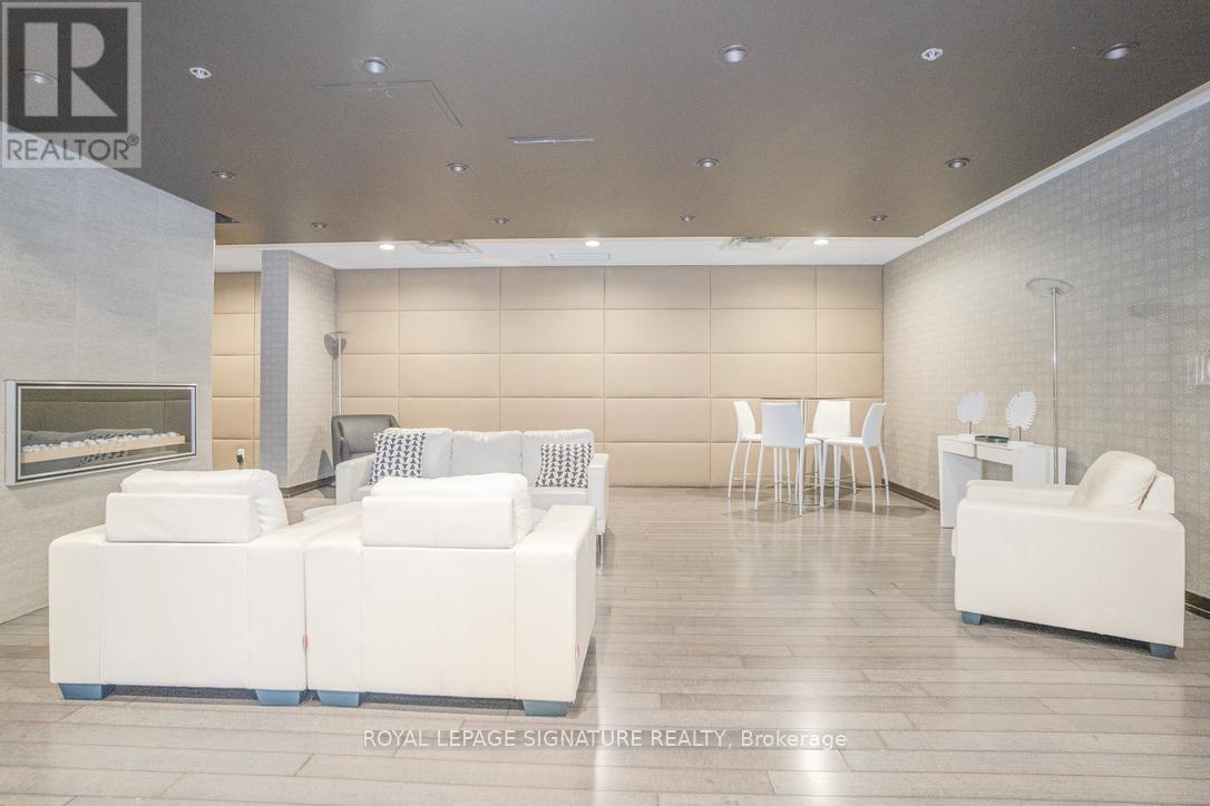 Photo 31 of 728 120 Dallimore Circle, Toronto ON