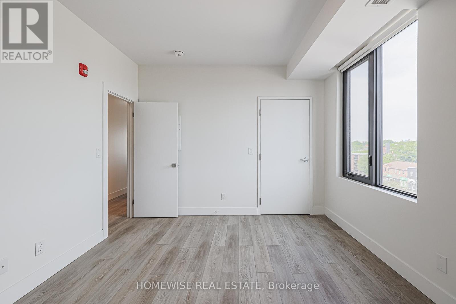 Photo 22 of R 01 293 Viewmount Avenue, Toronto ON