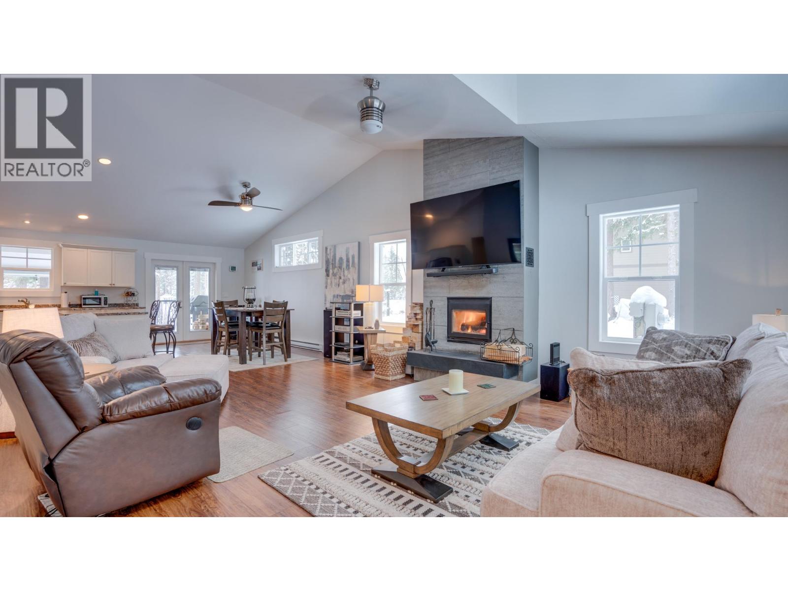 87 3453 Cessna Road, Enderby