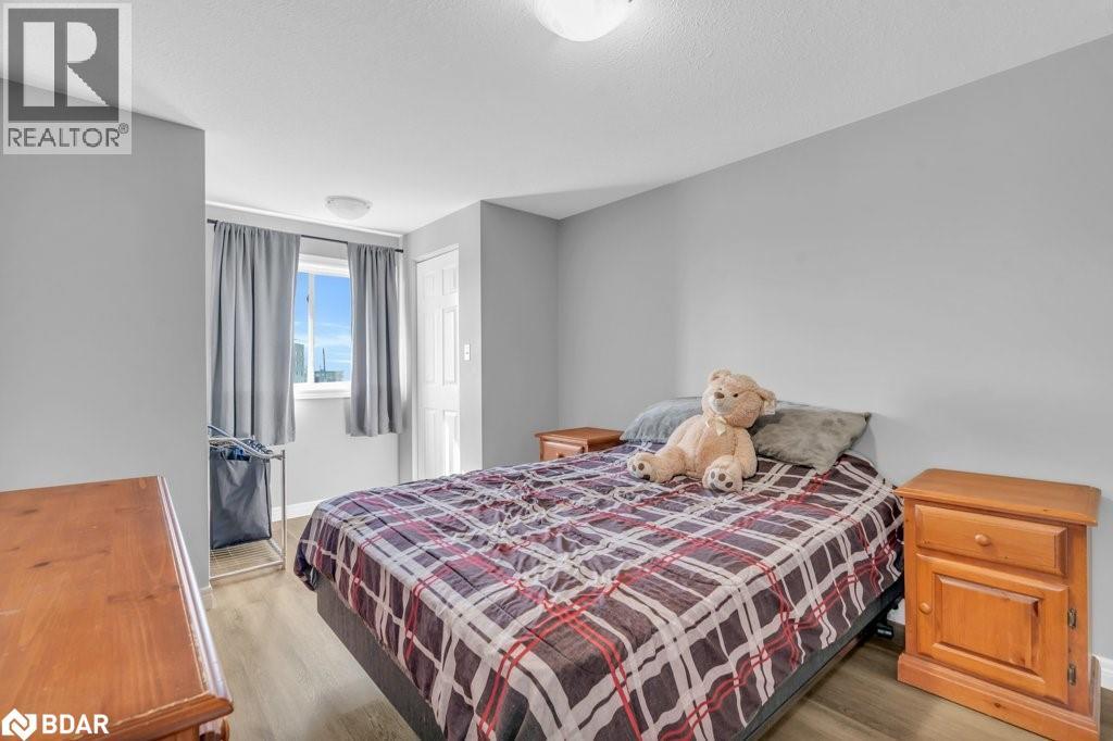 Photo 19 of 3 Davison Drive Drive, Guelph ON