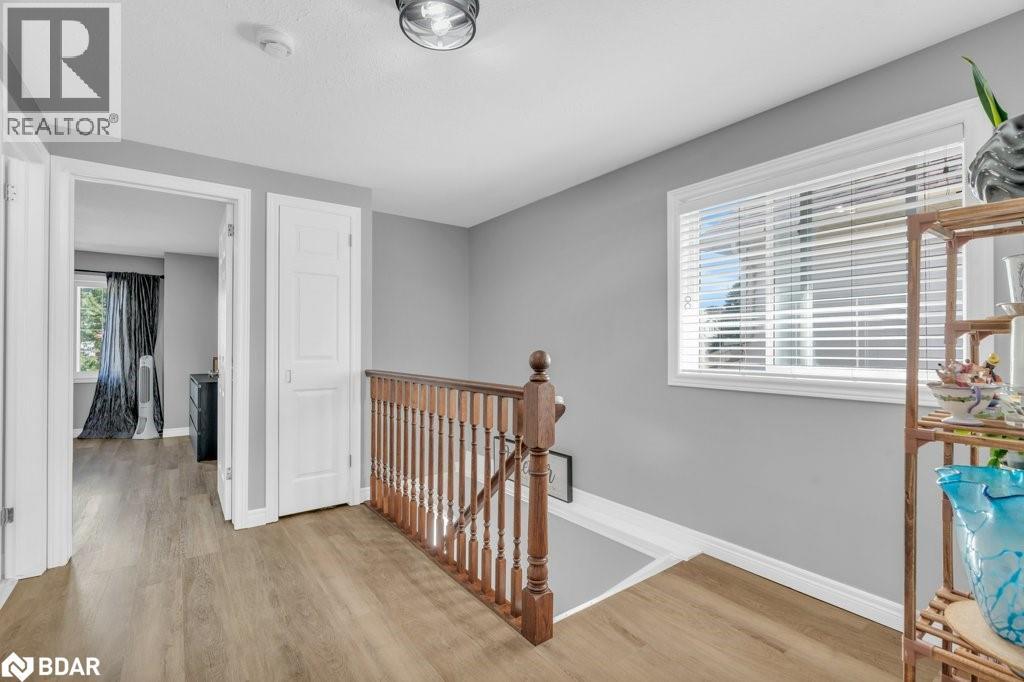 Photo 15 of 3 Davison Drive Drive, Guelph ON