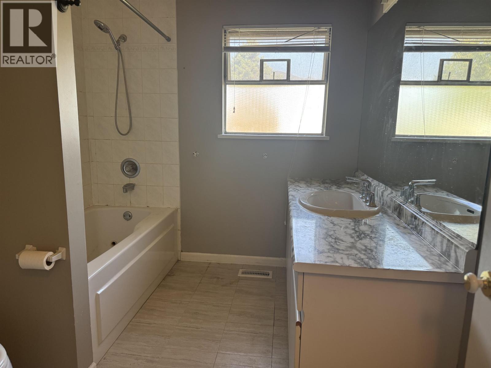 Photo 11 of 3571 Rosamond Avenue, Richmond BC