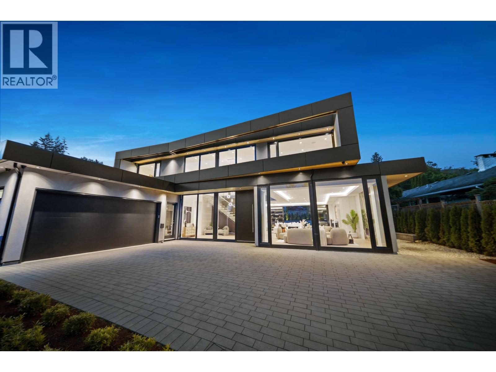 Photo 14 of 680 Westhyde Place, North Vancouver BC