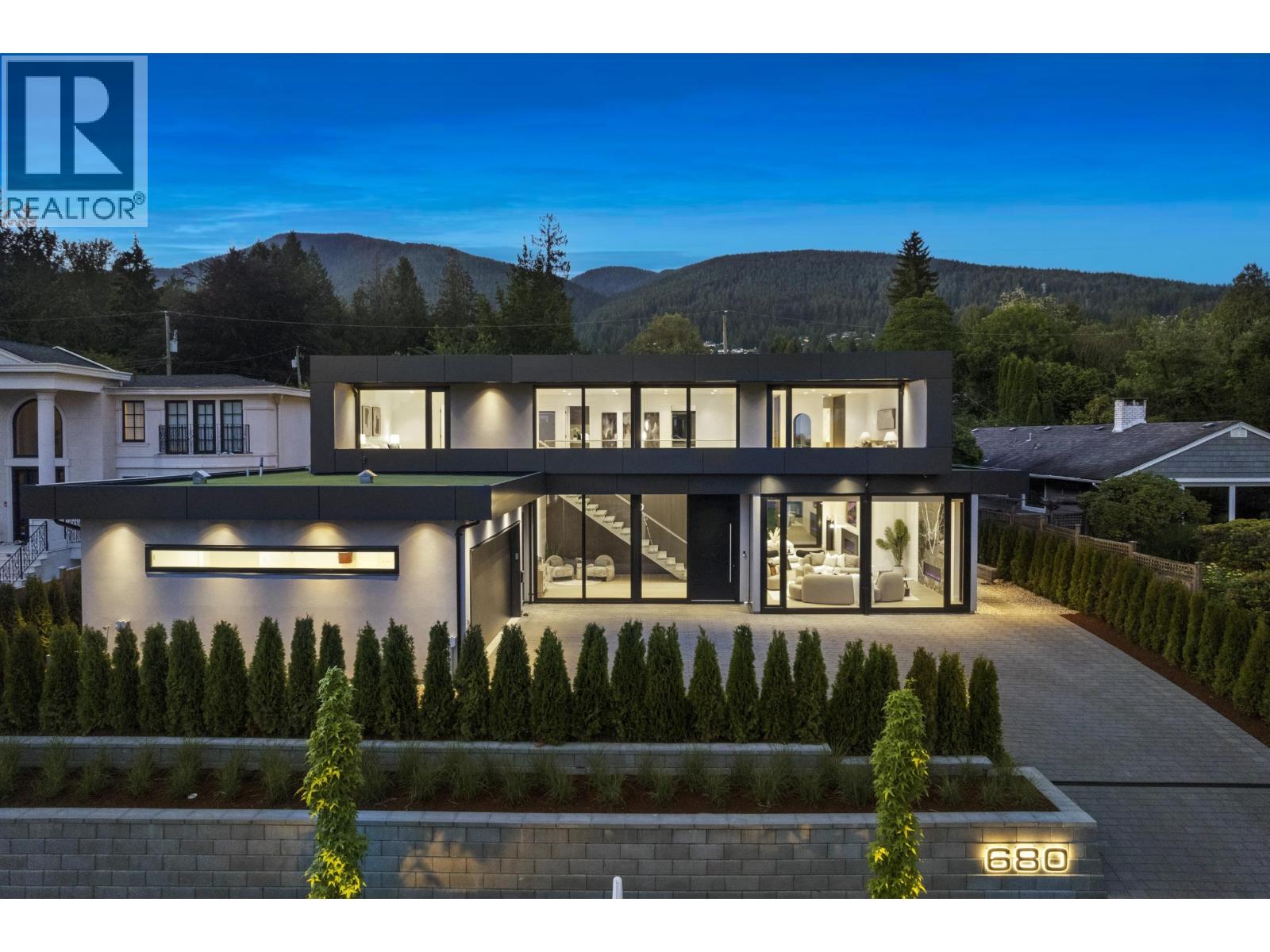 Photo 24 of 680 Westhyde Place, North Vancouver BC