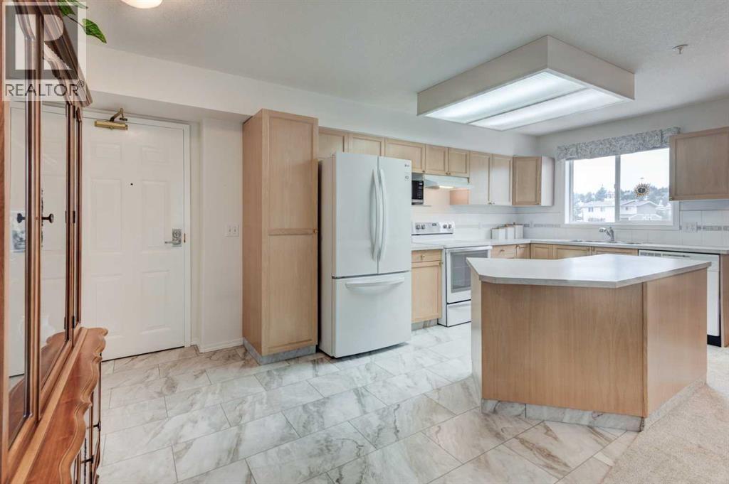 Photo 16 of 219 2850 51 Street Sw, Calgary AB