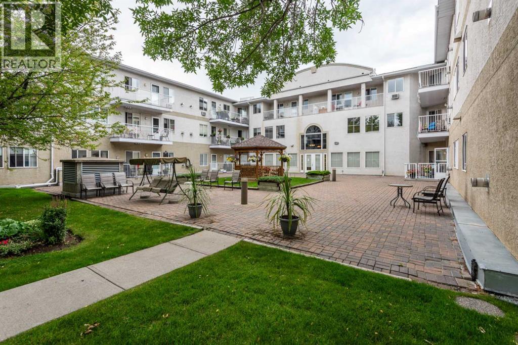 Photo 10 of 219 2850 51 Street Sw, Calgary AB