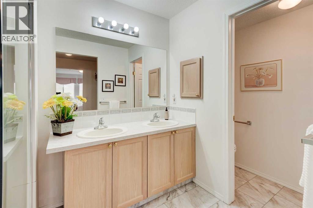 Photo 32 of 219 2850 51 Street Sw, Calgary AB
