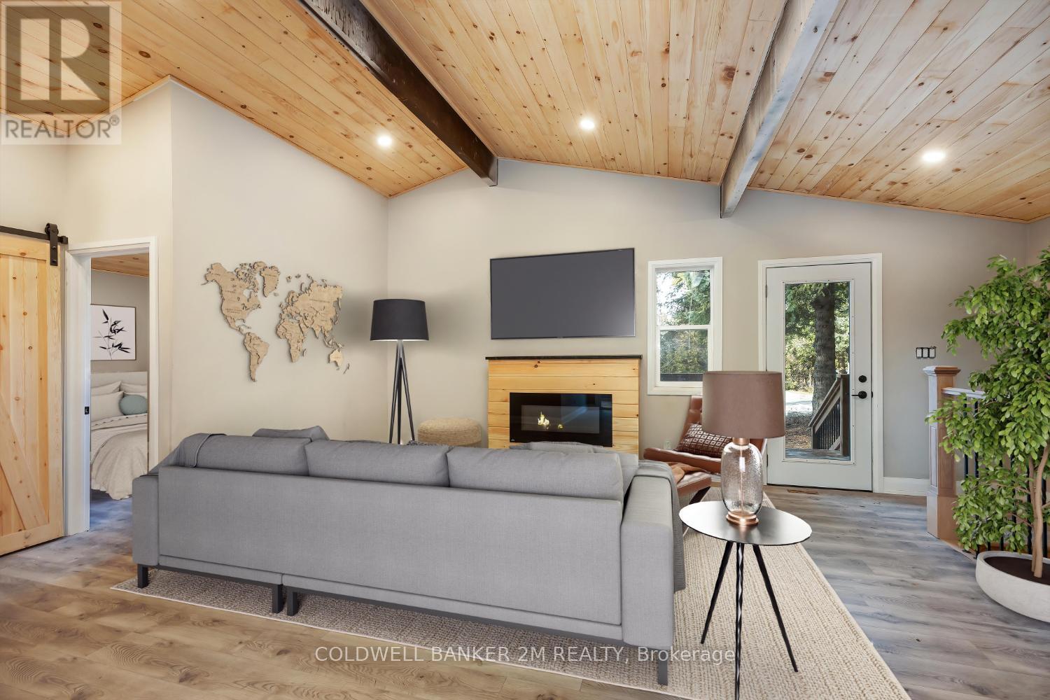 Photo 2 of 122 Mcgill Drive, Kawartha Lakes ON