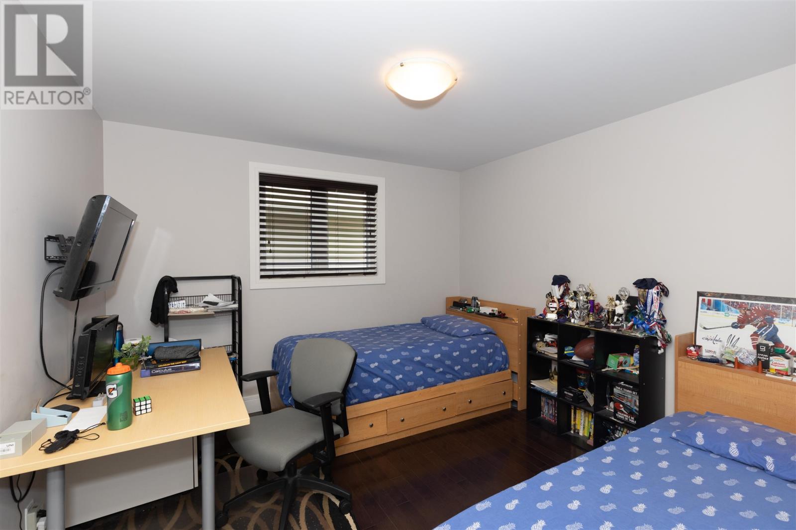 Photo 24 of 716 Lexington Cres, Thunder Bay ON