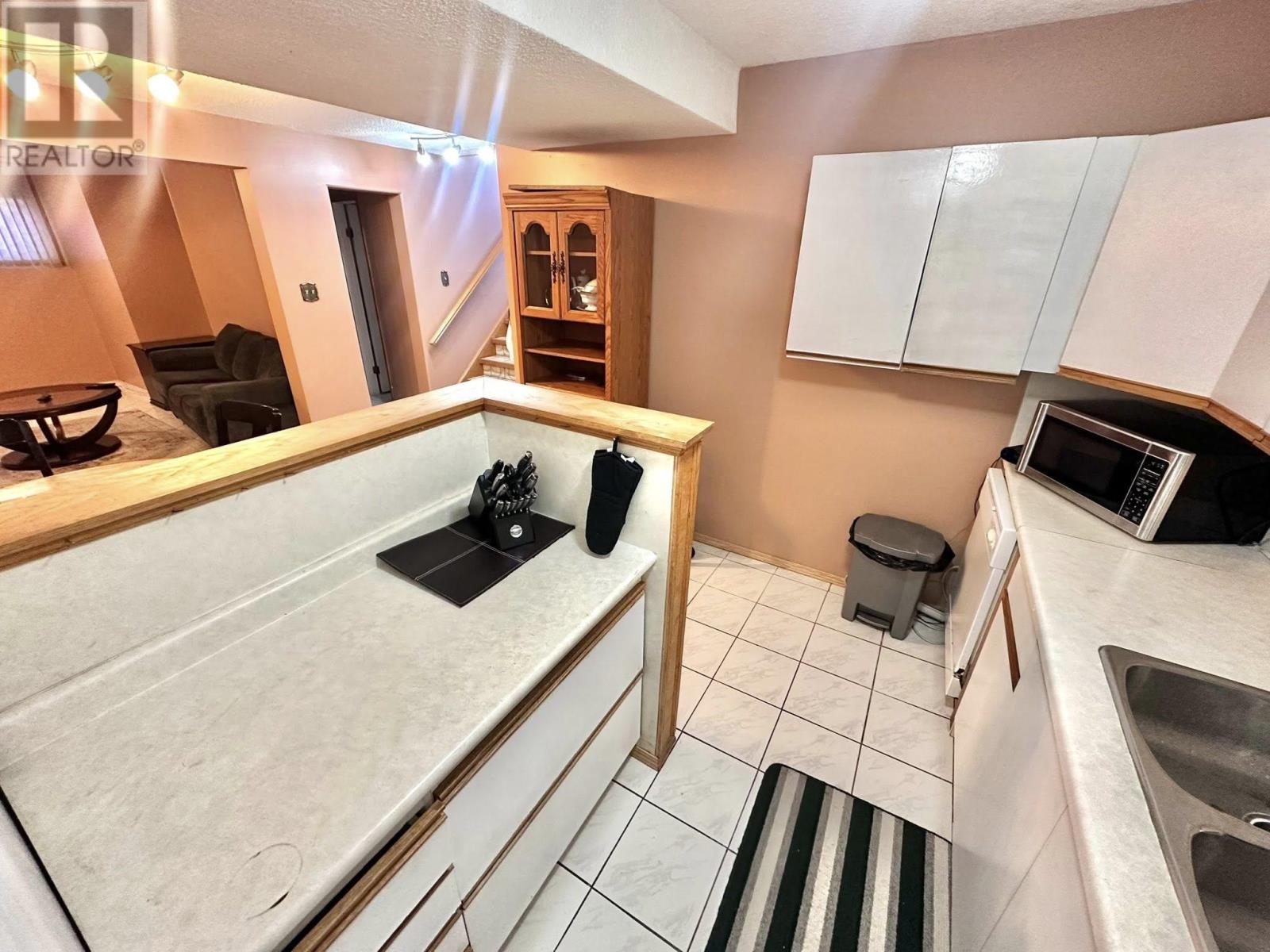 Photo 21 of 168 Valley St, Thunder Bay ON