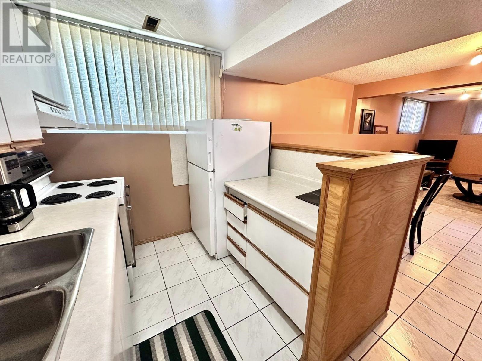 Photo 19 of 168 Valley St, Thunder Bay ON