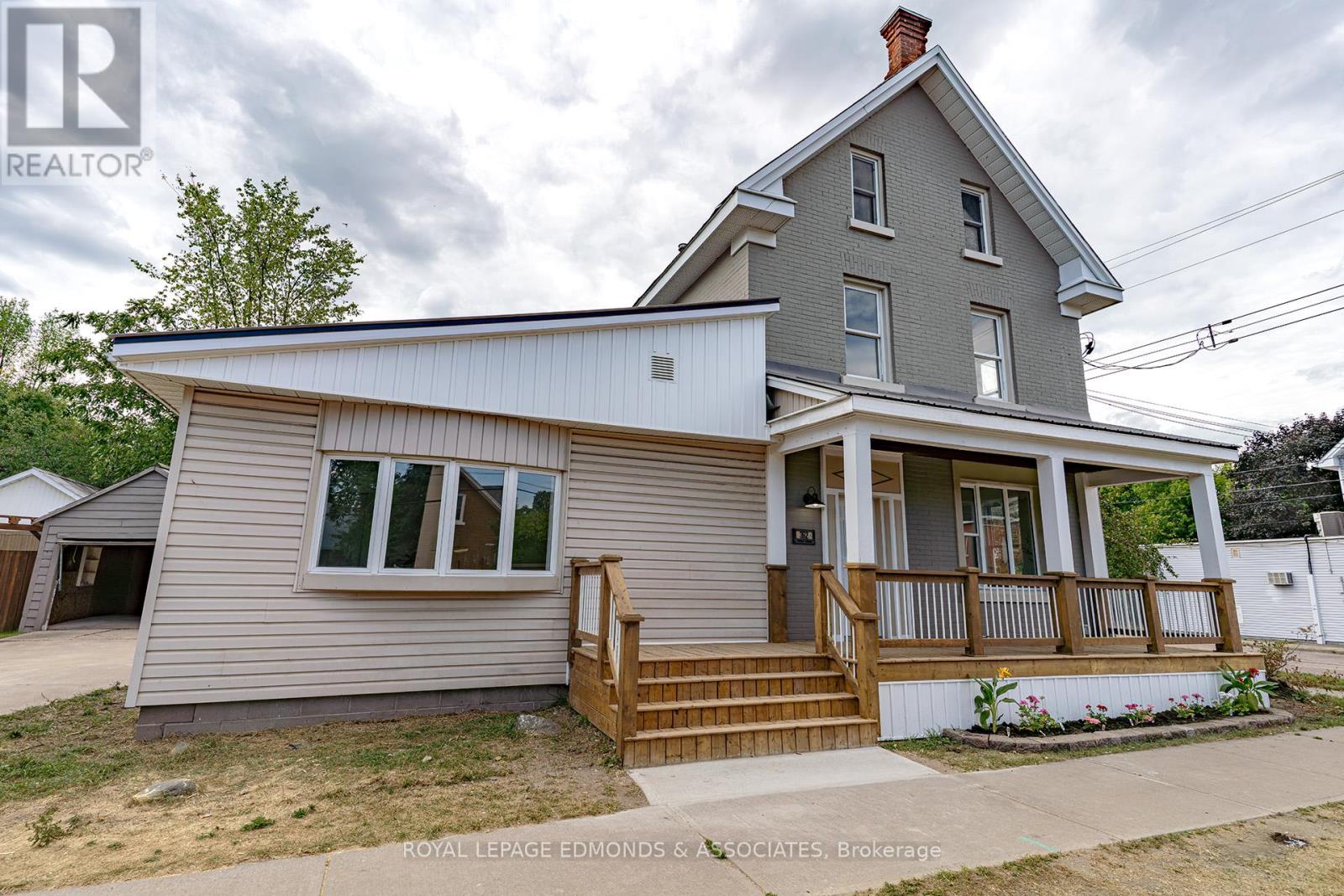 Photo 22 of 362 Christie Street, Pembroke ON