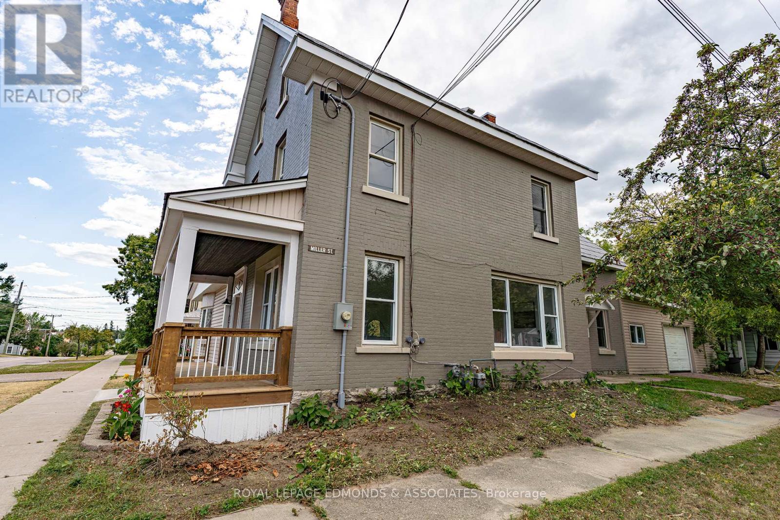 Photo 24 of 362 Christie Street, Pembroke ON
