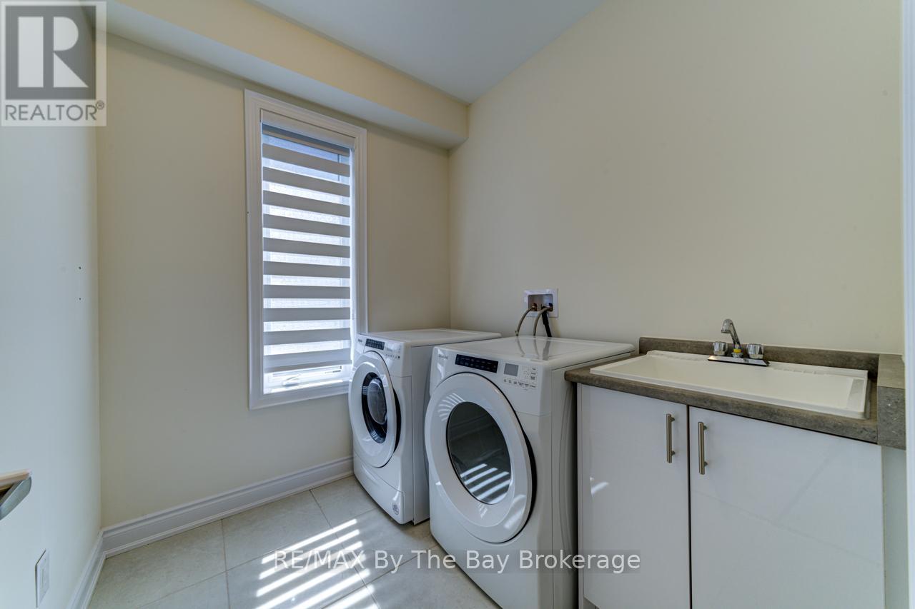 Photo 44 of 19 Beatrice Drive, Wasaga Beach ON