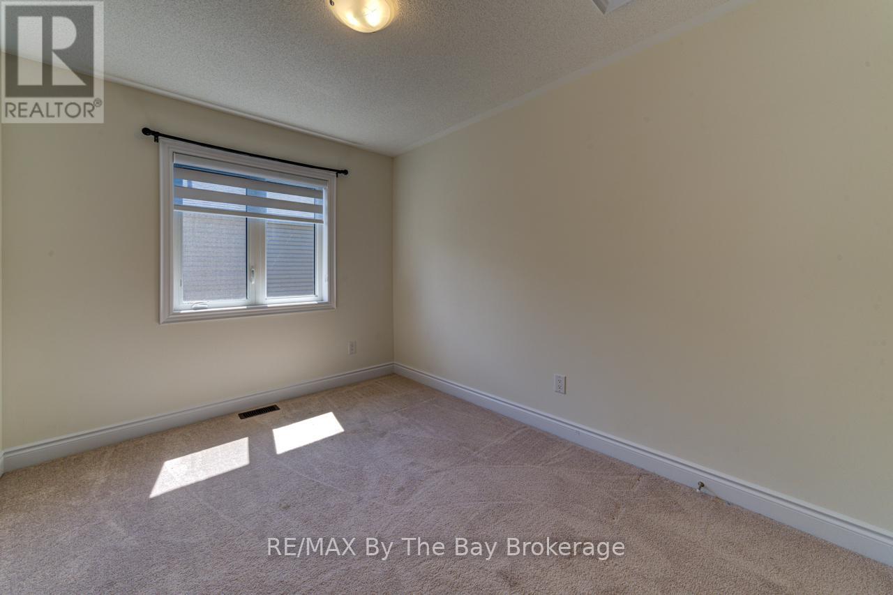 Photo 27 of 19 Beatrice Drive, Wasaga Beach ON