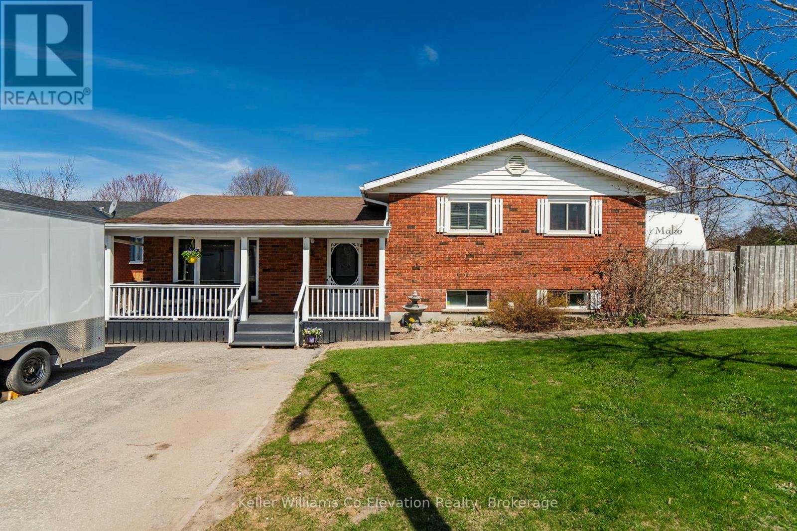 Photo 25 of 1 Bonaventure Place, Penetanguishene ON