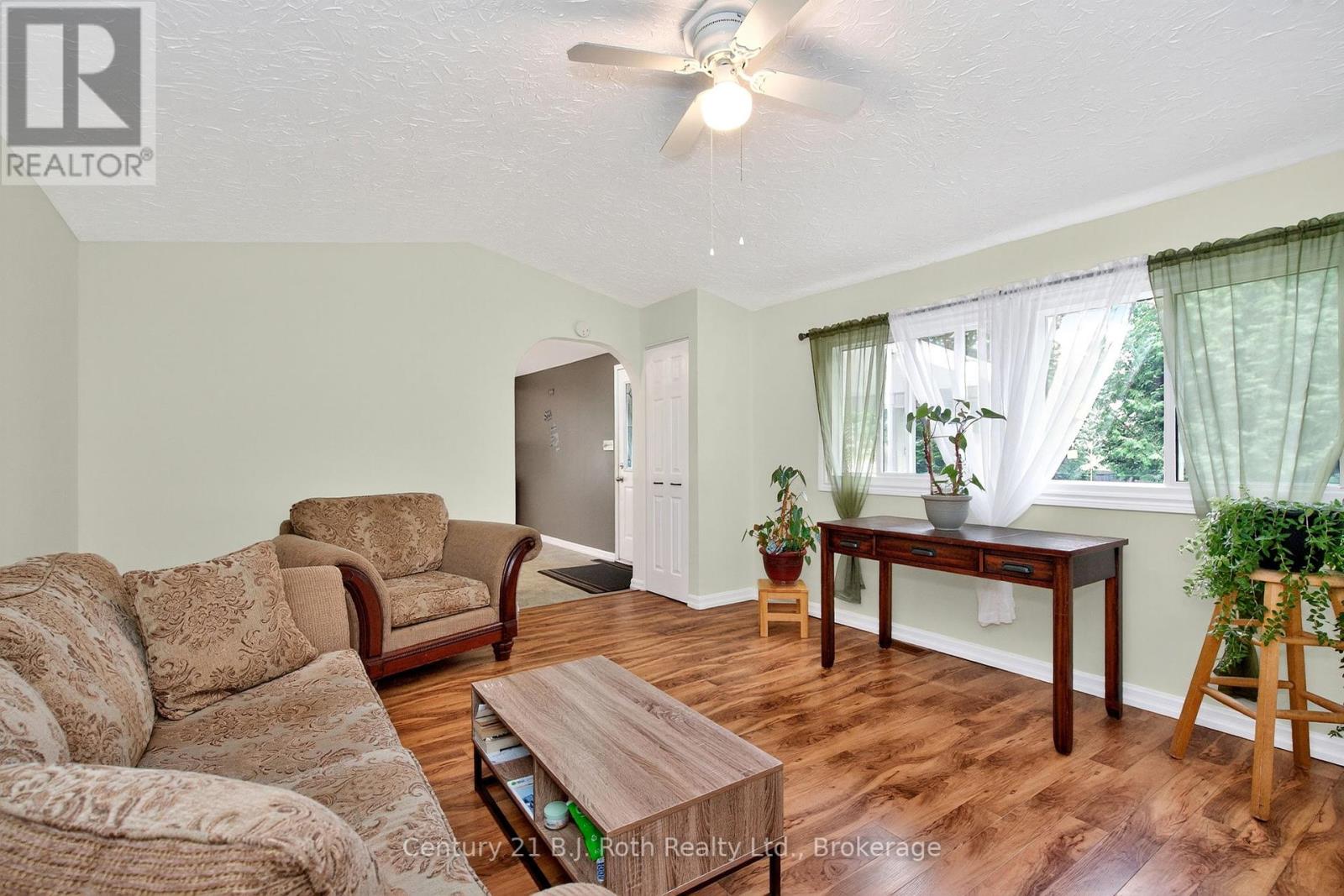 Photo 17 of 49 5263 Elliott Side Road, Tay ON