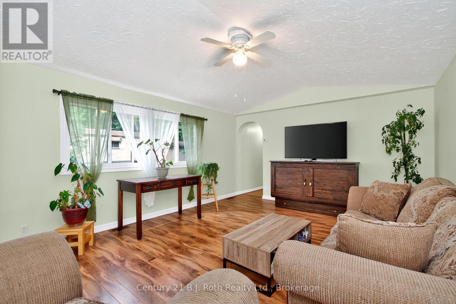 Photo 18 of 49 5263 Elliott Side Road, Tay ON