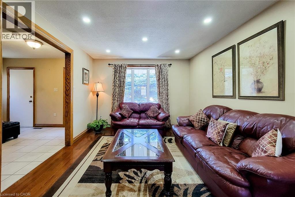Photo 16 of 535 Upper Horning Road, Hamilton ON