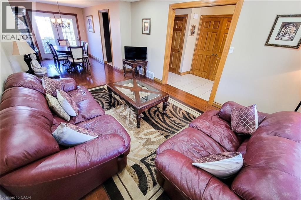 Photo 20 of 535 Upper Horning Road, Hamilton ON