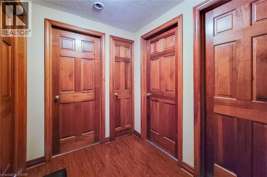 Photo 30 of 535 Upper Horning Road, Hamilton ON
