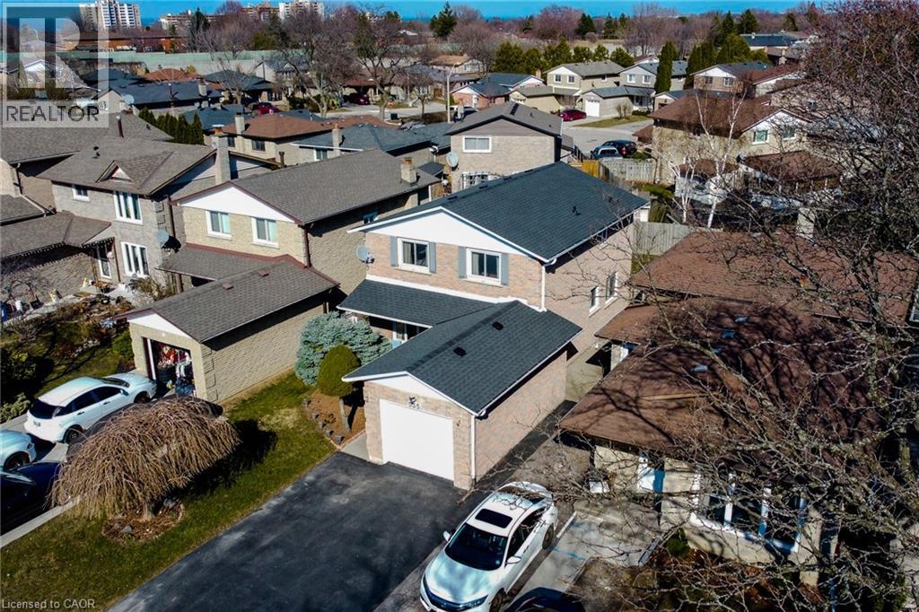Photo 4 of 535 Upper Horning Road, Hamilton ON