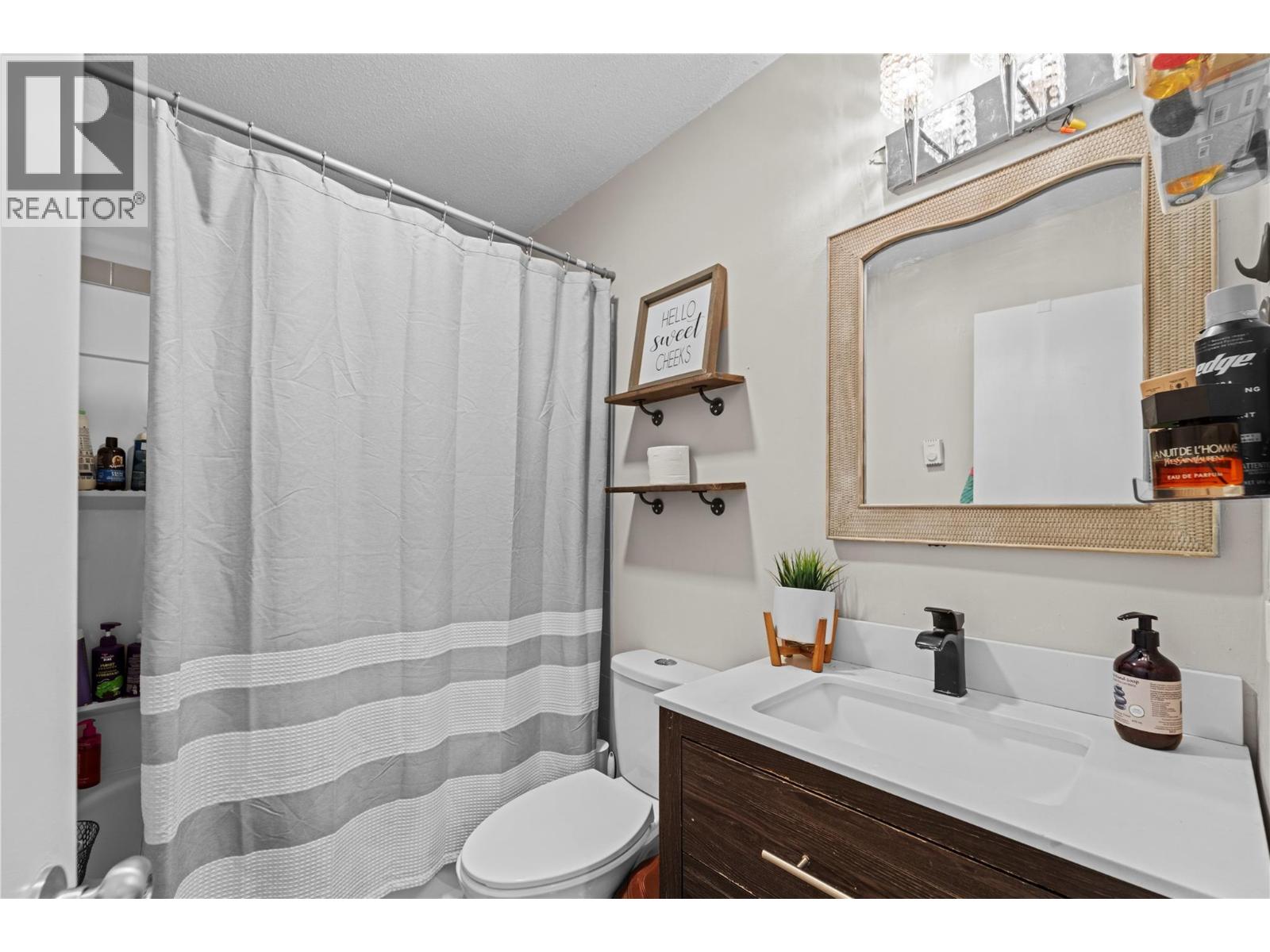 #4 700 COLLINGWOOD DRIVE - 14