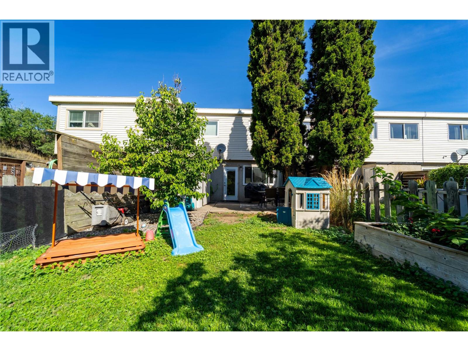 #4 700 COLLINGWOOD DRIVE - 19