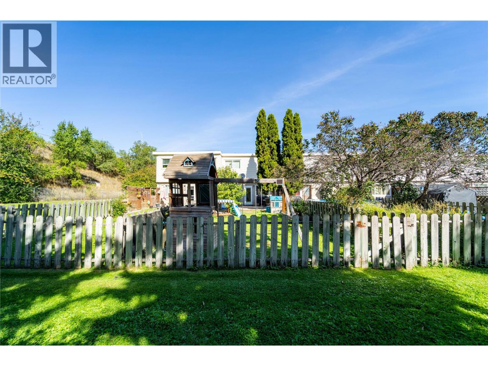 #4 700 COLLINGWOOD DRIVE - 25