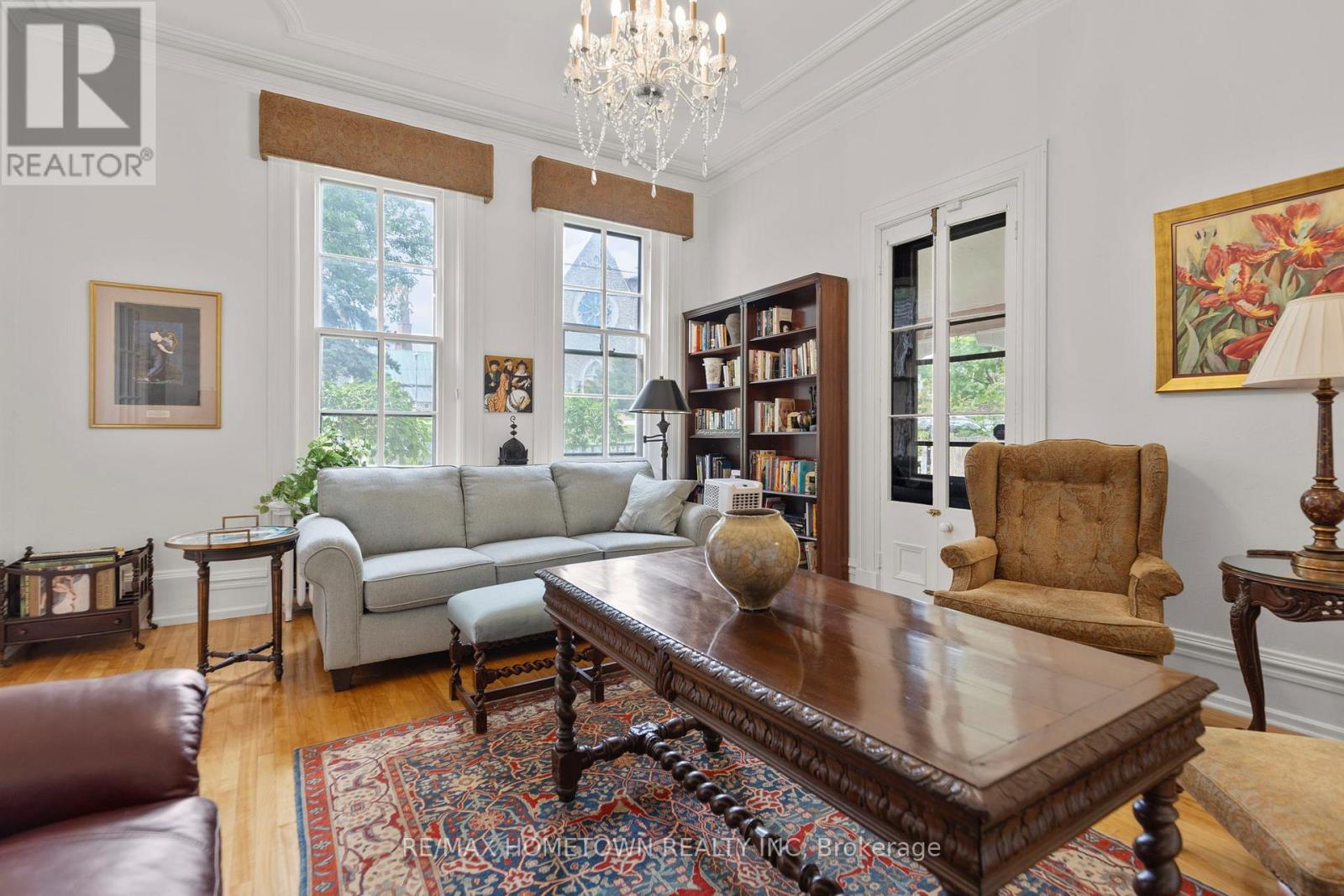 Photo 17 of 157 Dibble Street W, Prescott ON