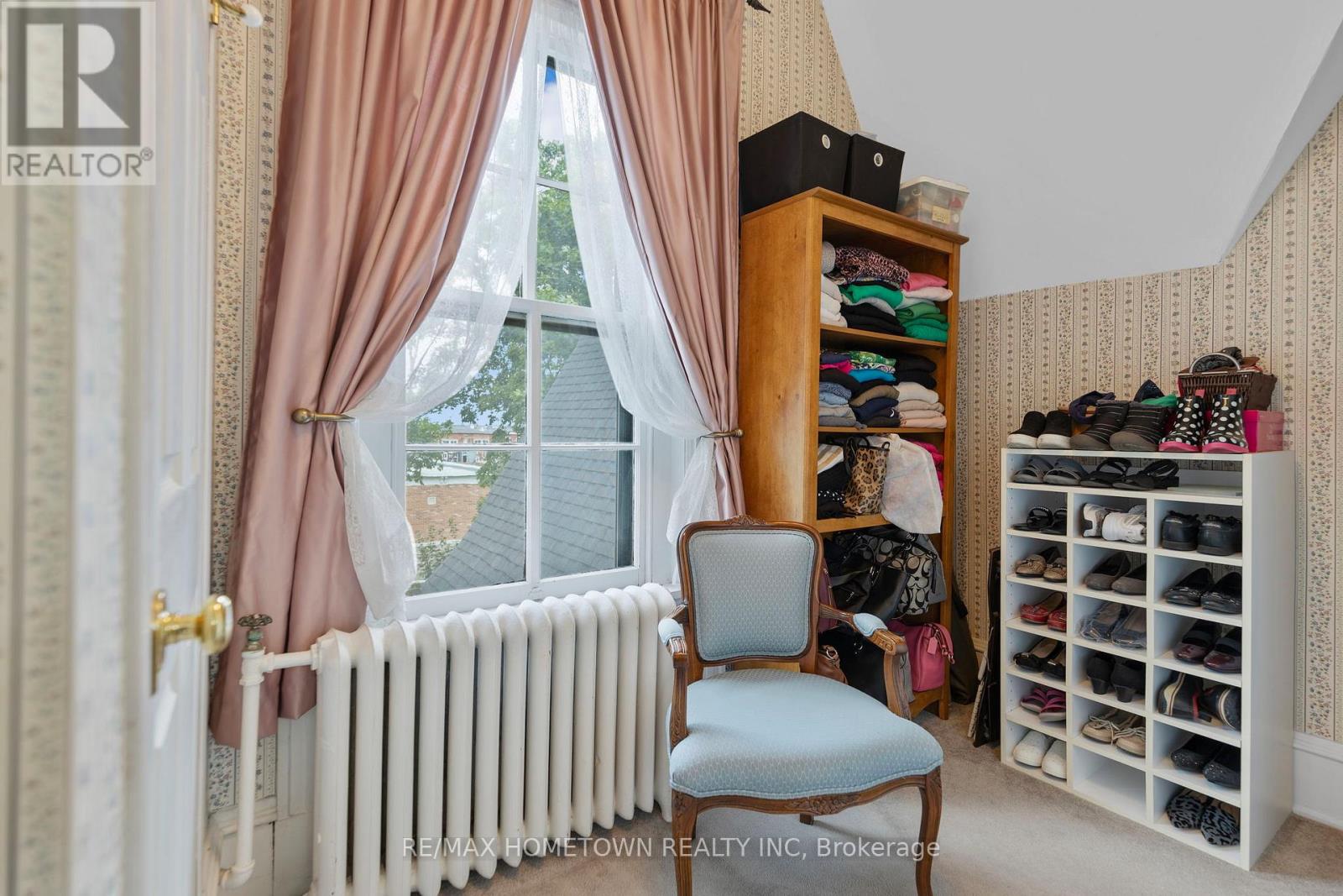 Photo 4 of 157 Dibble Street W, Prescott ON