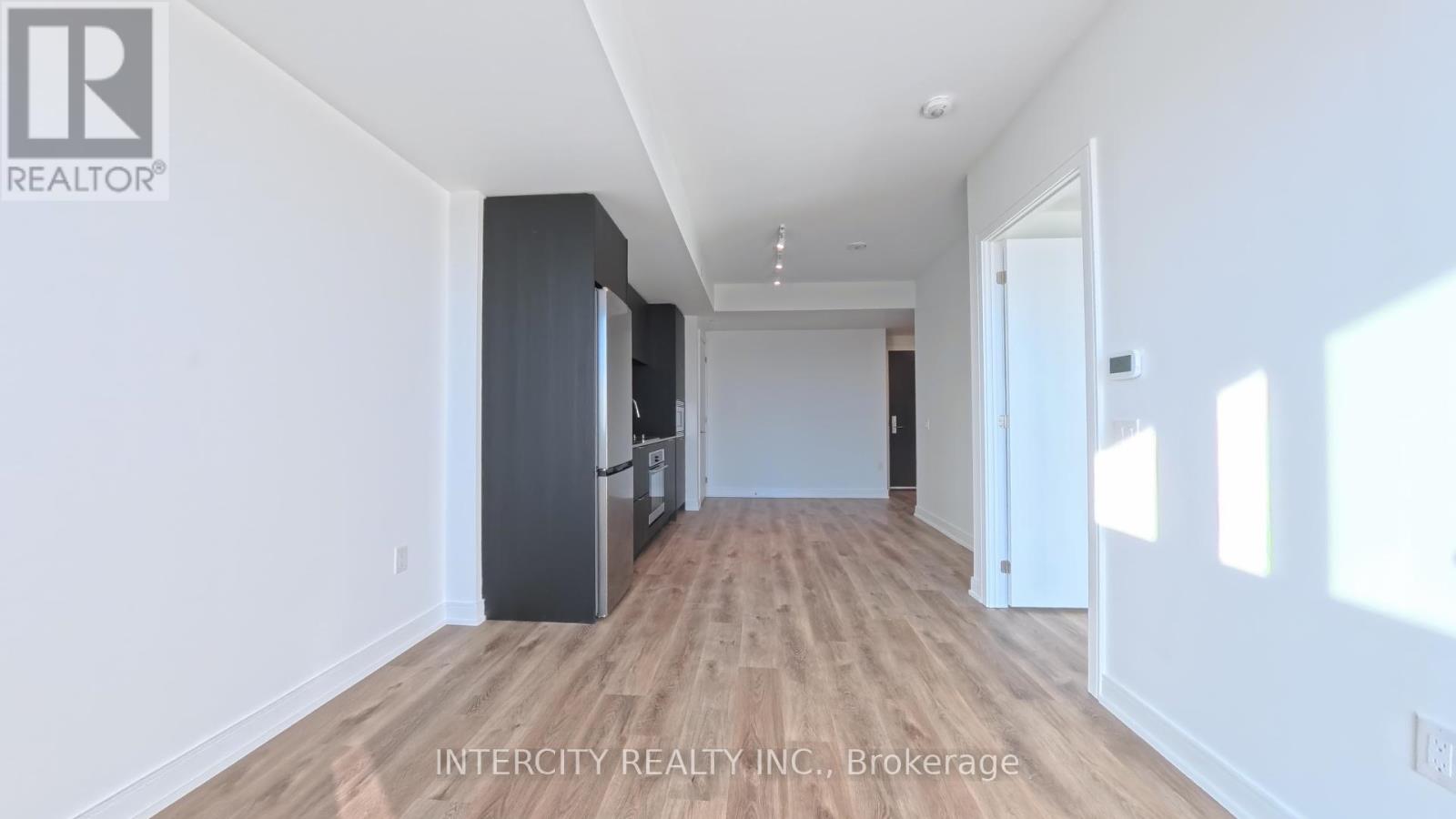Photo 8 of 1108 3009 Novar Road, Mississauga ON