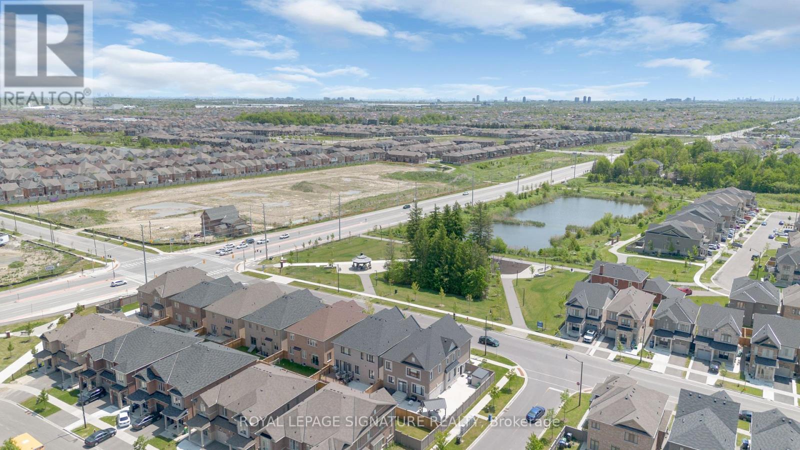 Photo 42 of 372 Clockwork Drive, Brampton ON