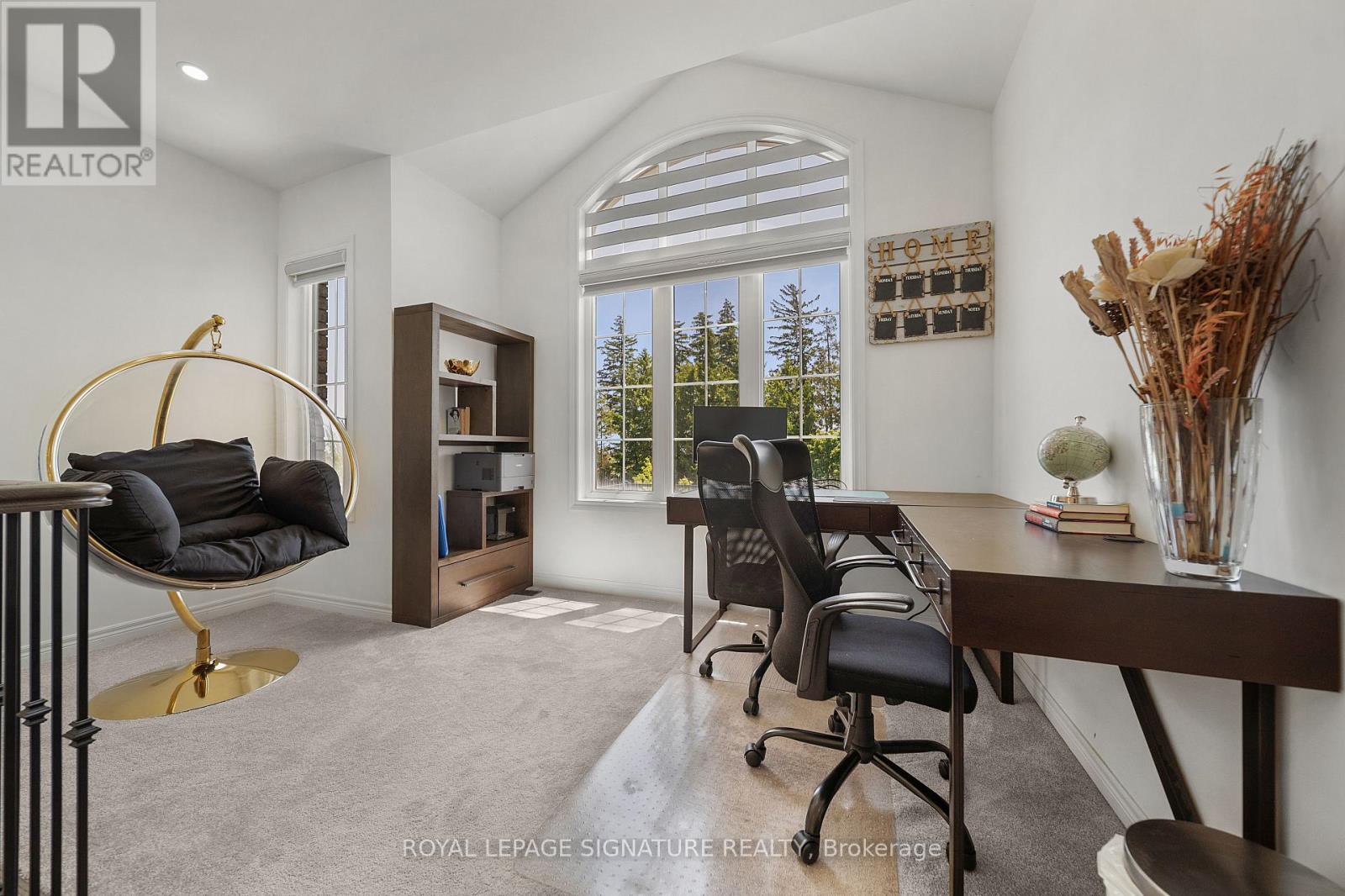 Photo 4 of 372 Clockwork Drive, Brampton ON