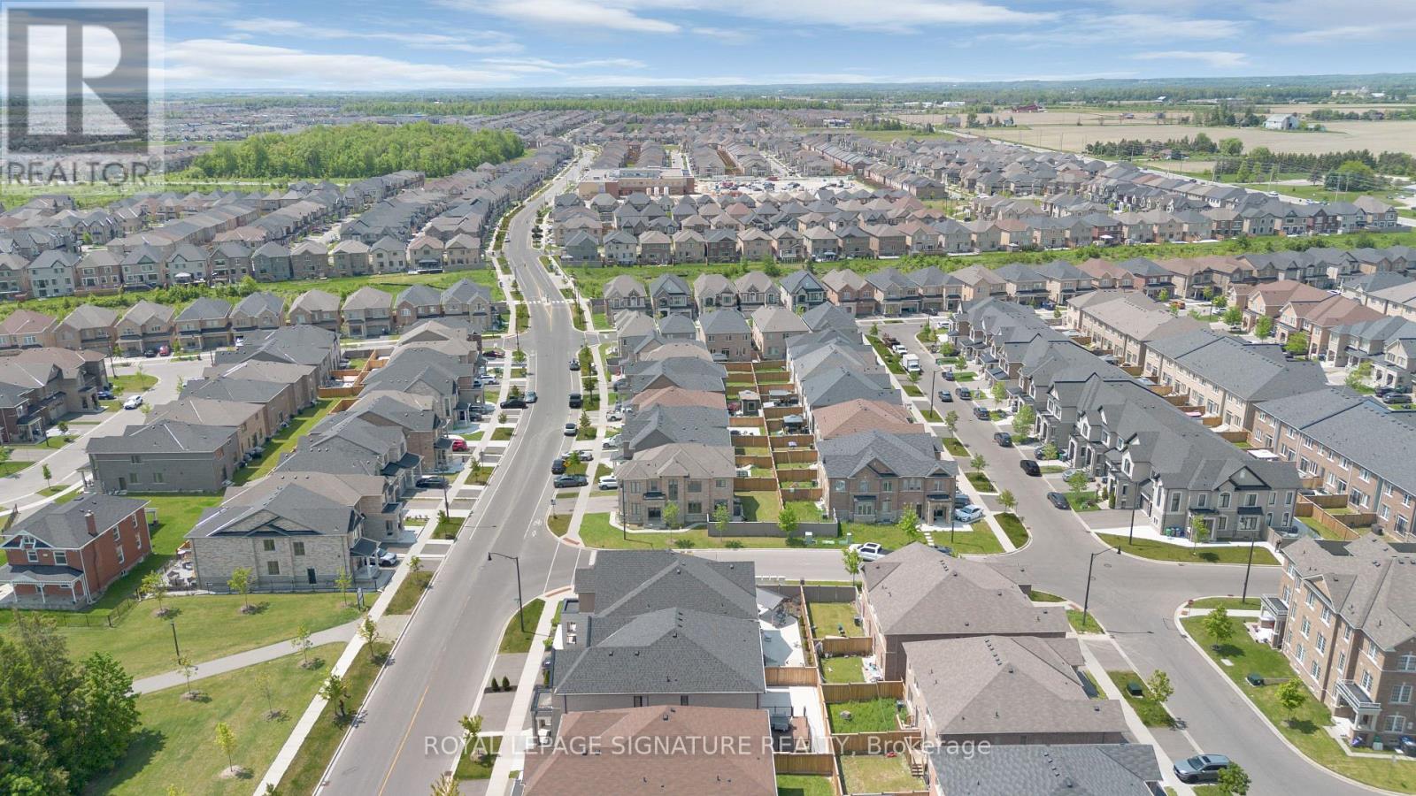 Photo 9 of 372 Clockwork Drive, Brampton ON