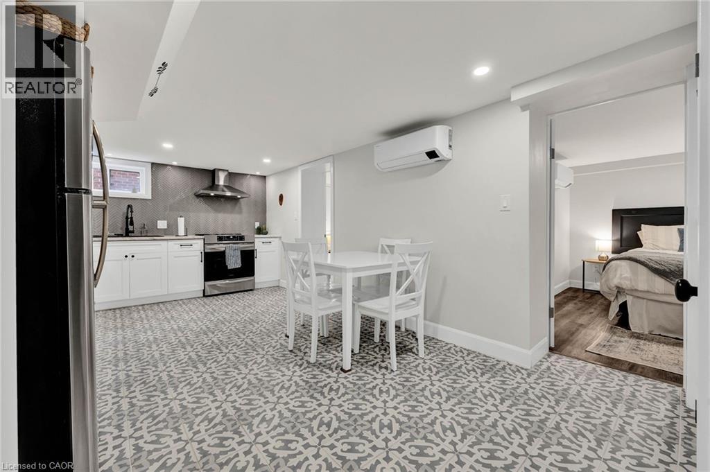 Photo 17 of 604 Guelph Street, Kitchener ON