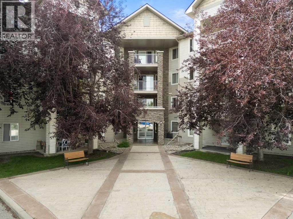 Single Family House for Sale in   Somervale Court SW Somerset Calgary 