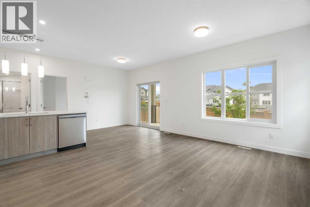 Photo 27 of 60 2117 81 Street Sw, Calgary AB
