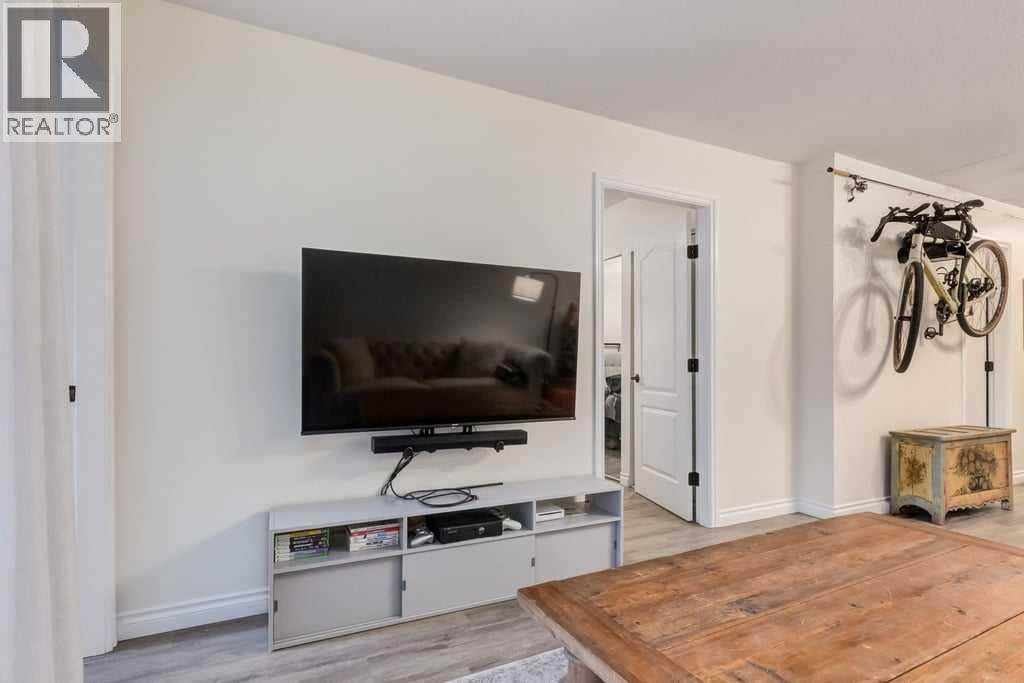 Photo 15 of 211 2204 1 Street Sw, Calgary AB