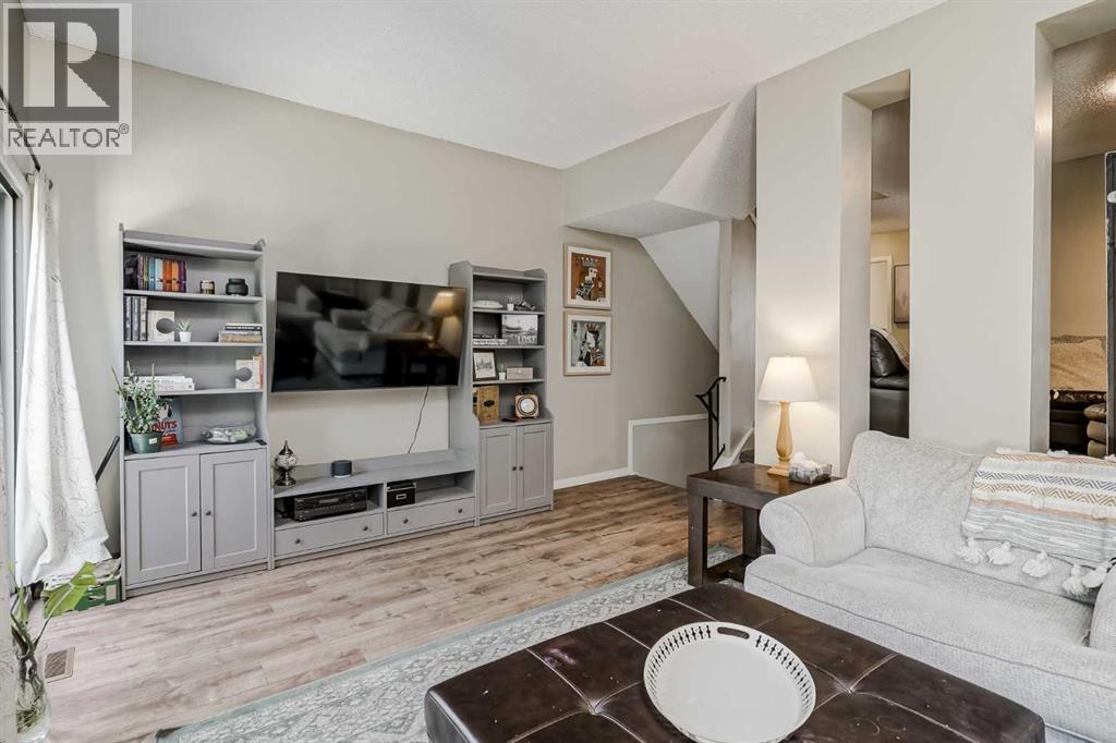 Photo 34 of 29 99 Midpark Gardens Se, Calgary AB