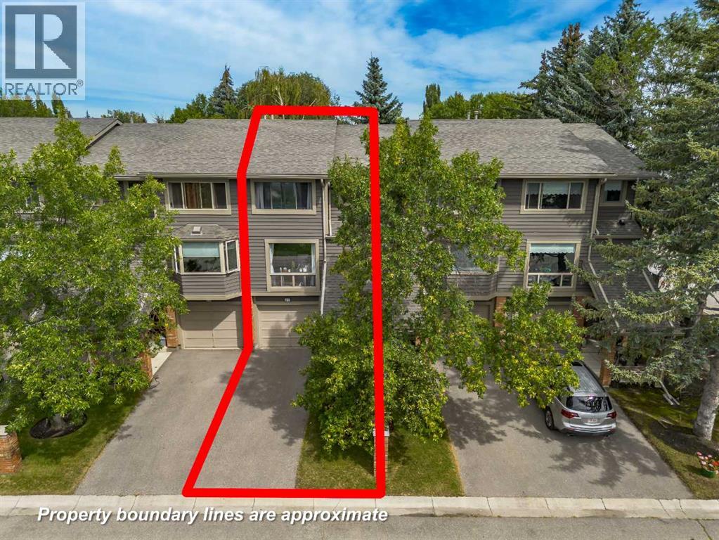 Photo 17 of 29 99 Midpark Gardens Se, Calgary AB