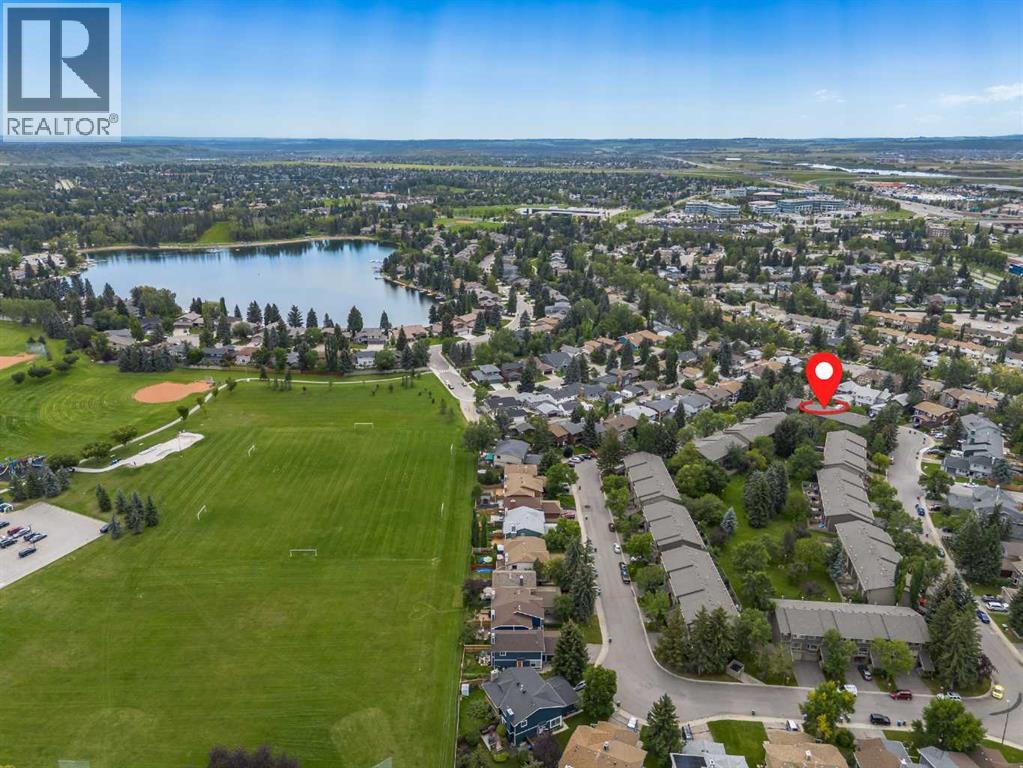 Photo 22 of 29 99 Midpark Gardens Se, Calgary AB