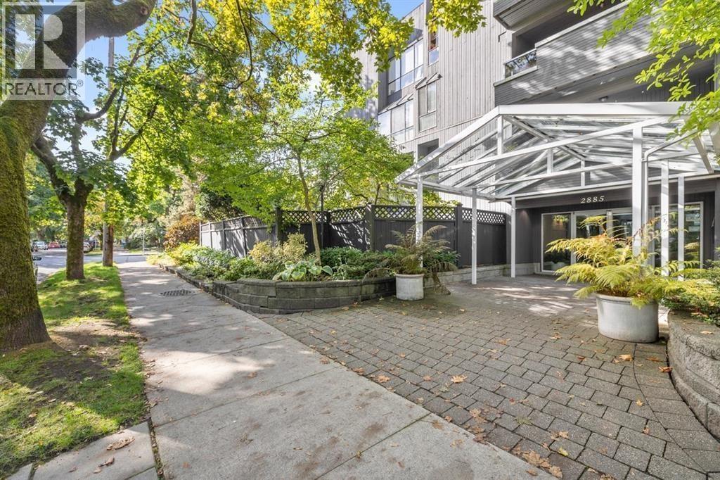Photo 7 of 206 2885 Spruce Street, Vancouver BC