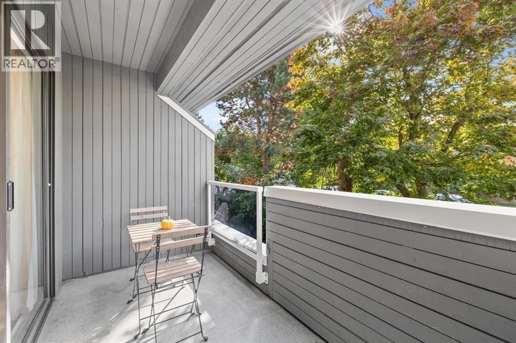 Photo 12 of 206 2885 Spruce Street, Vancouver BC