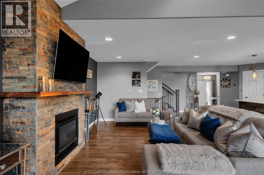 Photo 24 of 247 Hudson Drive, Chatham ON