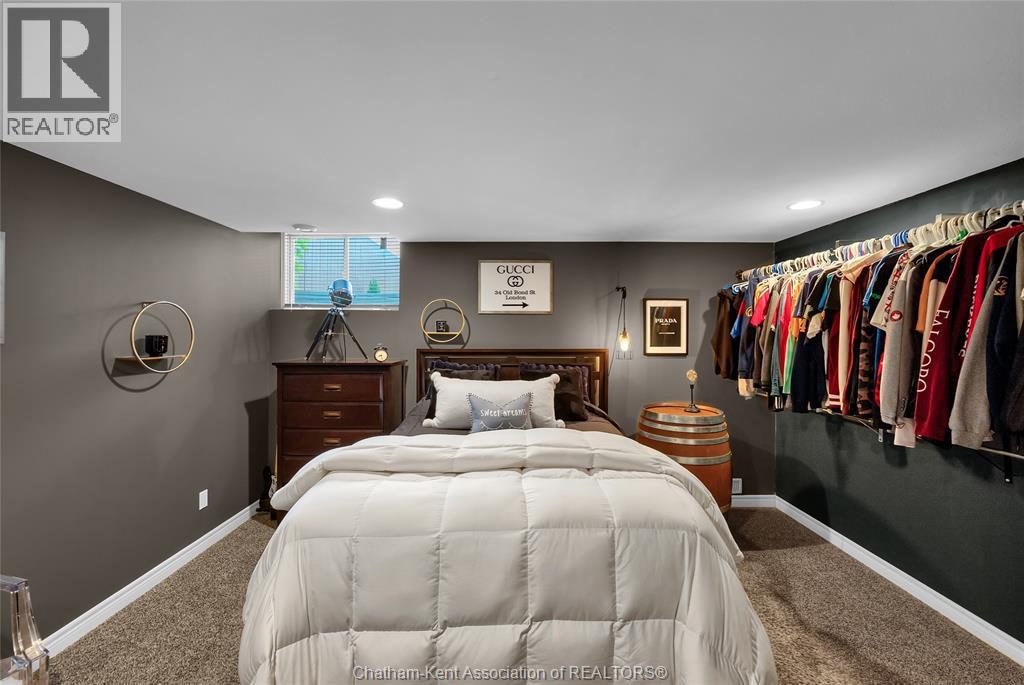 Photo 43 of 247 Hudson Drive, Chatham ON
