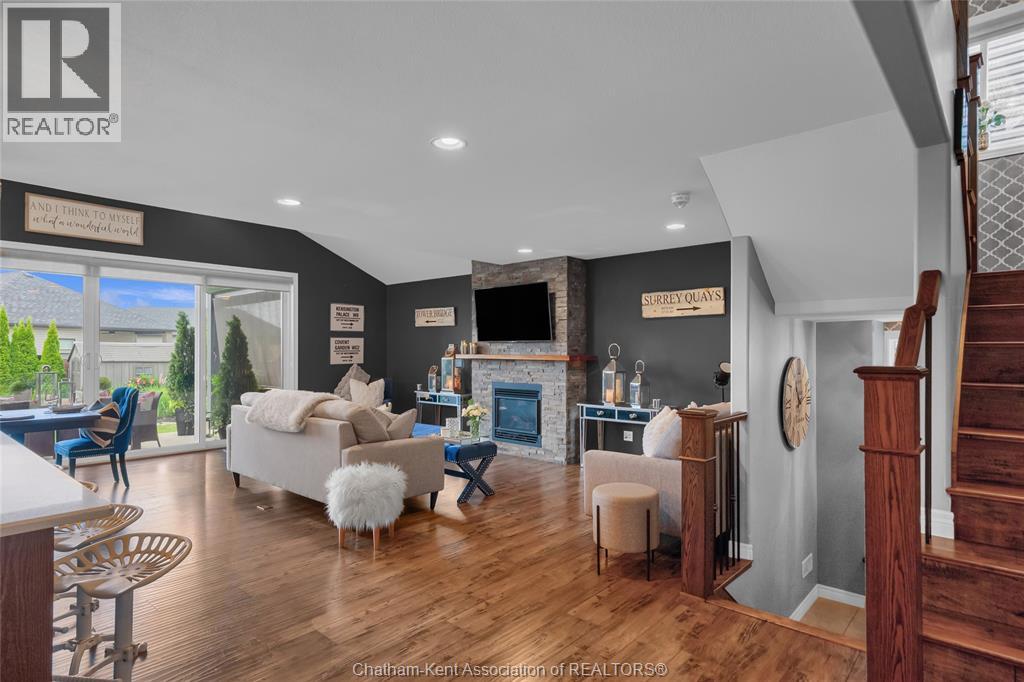 Photo 35 of 247 Hudson Drive, Chatham ON