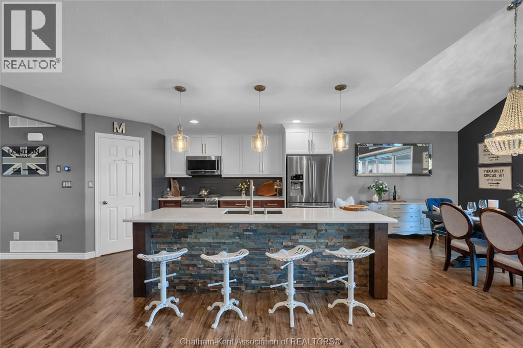 Photo 41 of 247 Hudson Drive, Chatham ON