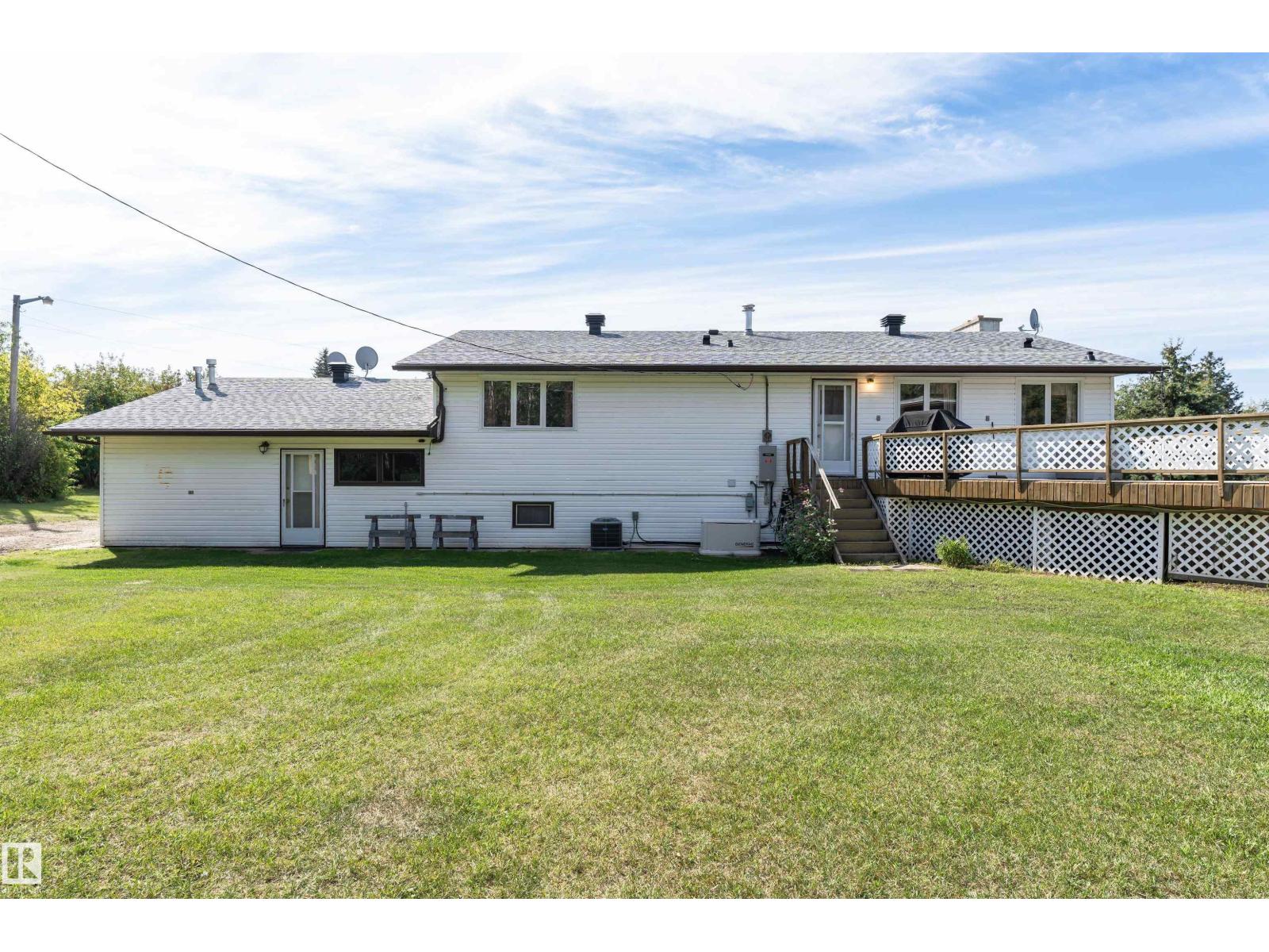 Photo 71 of 45 55305 Rr 242, Rural Sturgeon County AB
